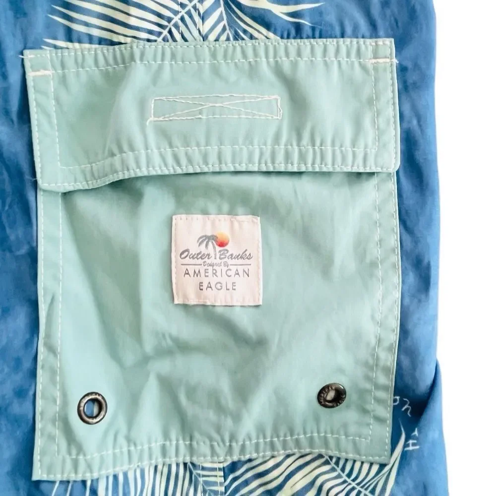 American Eagle Outfitters Outer Banks 7